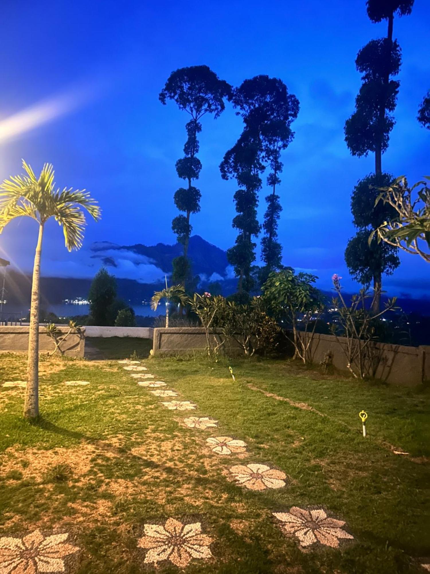 Batur Cottage クブペンロカン エクステリア 写真